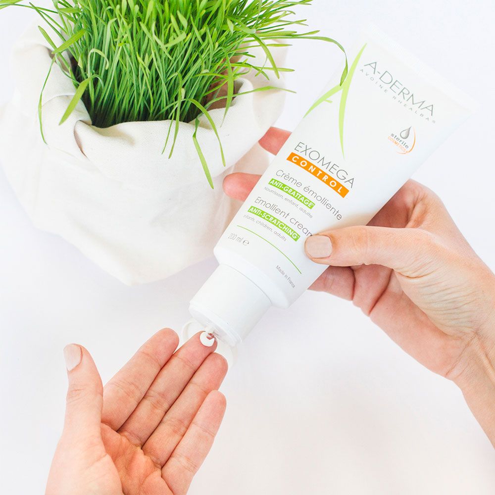 A derma exomega control crema emoliente
