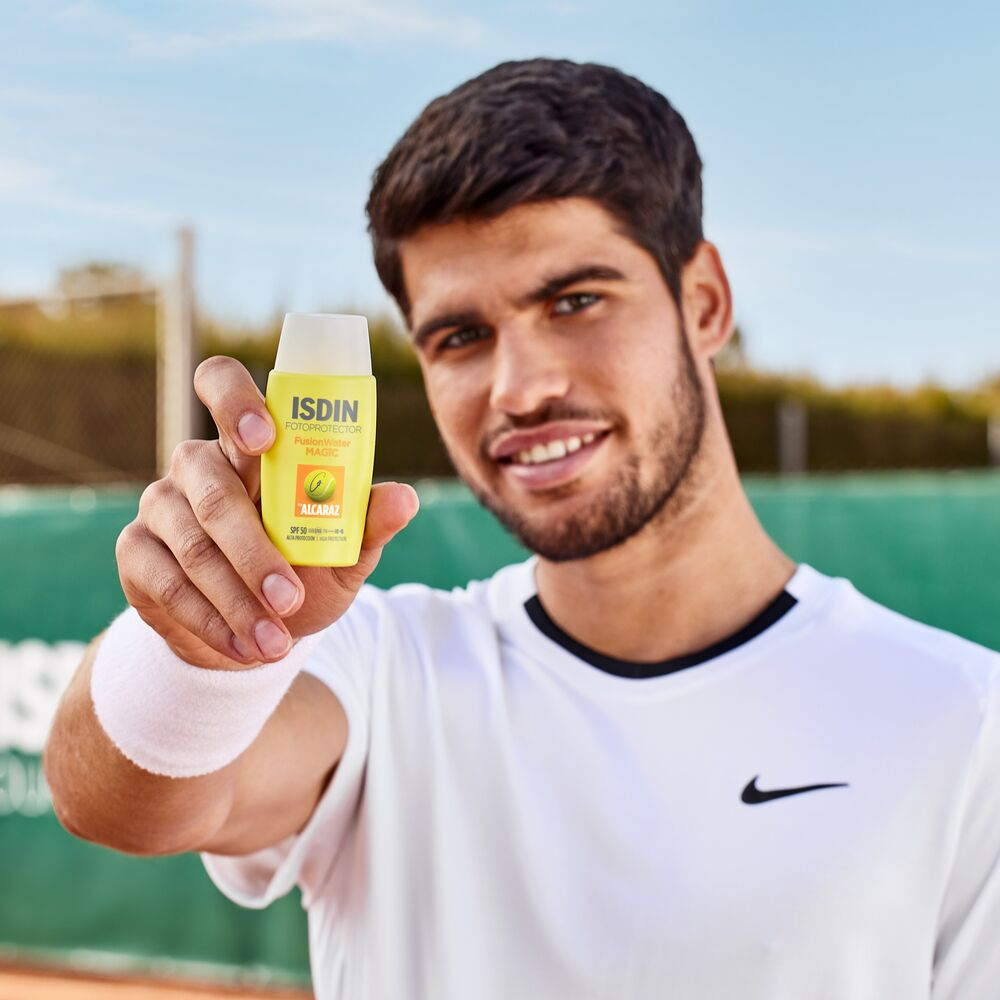 Isdin Fotoprotector Fusion Water Magic By Alcaraz Spf50
