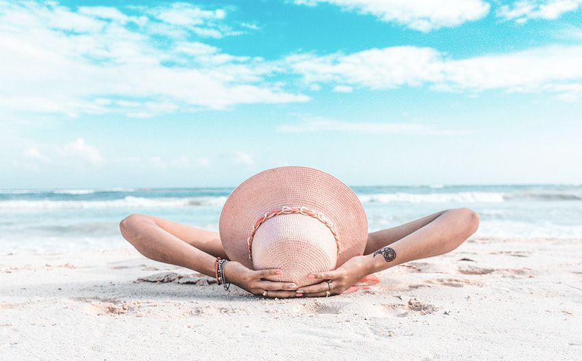 Cuidados Del Sol: Consejos Para Disfrutar El Verano Sin Problemas En La Piel